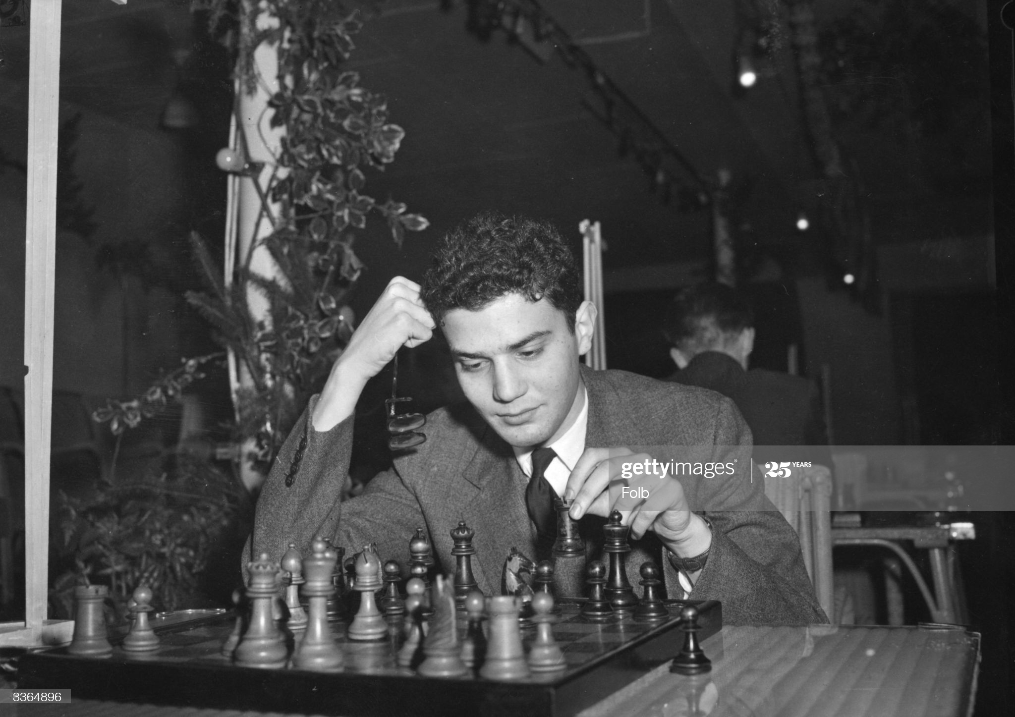 gettyimages-3364896-2048x2048.jpg