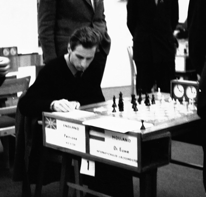 Jonathan_Penrose,_Schacholympiade_Leipzig,_1960 (Medium).jpg