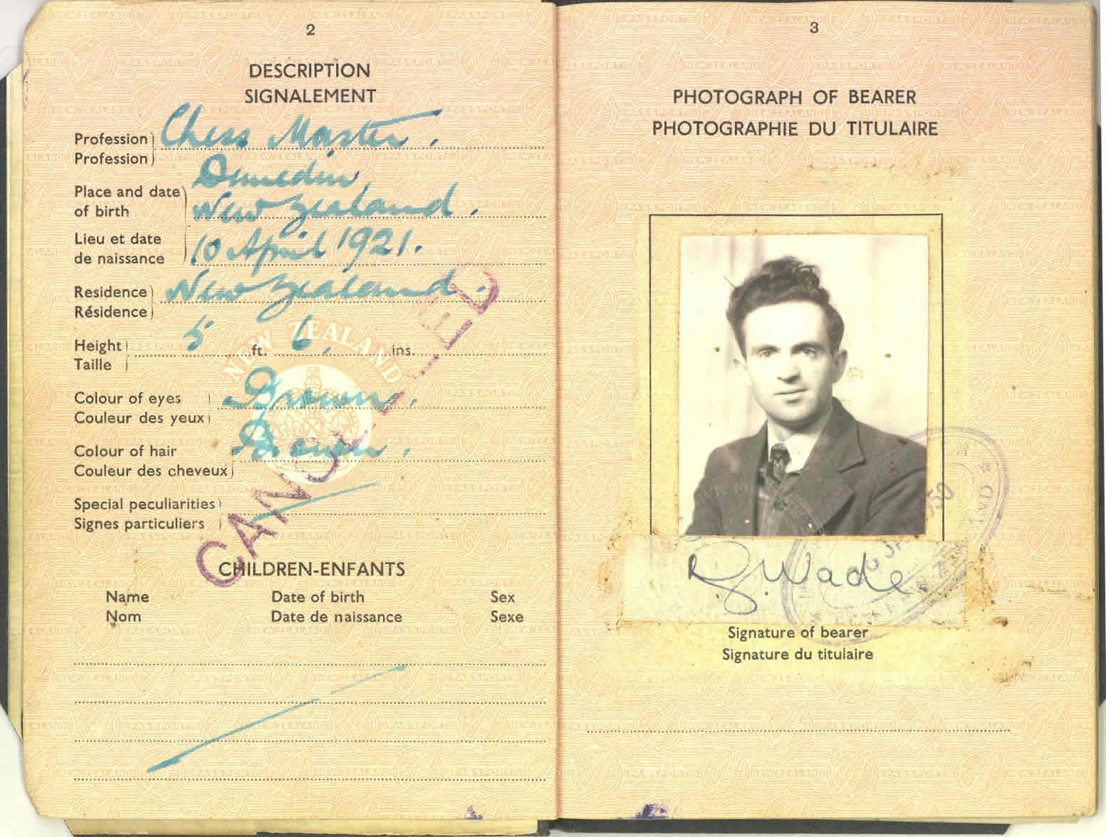 'Chessmaster' - NZ Passport 1950 -1955 pp.2-3.jpg